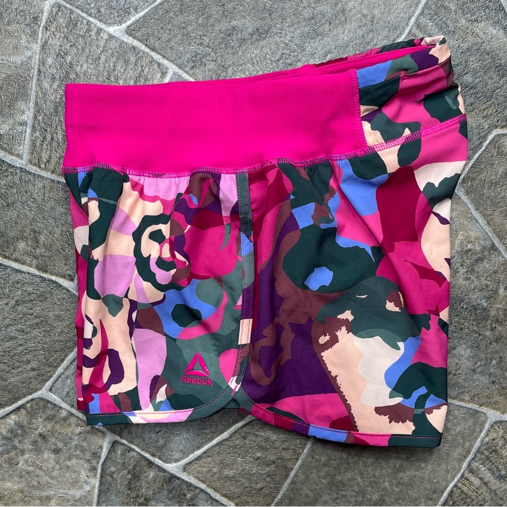 Reebok Evolution Shorts with Back Pocket